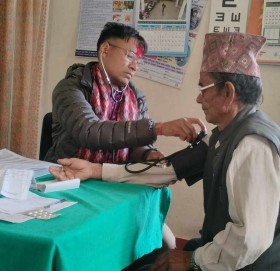 बाजुरा स्वास्थ्य चौकी टाँटेमा चिकित्सकीय सेवा  सुरु