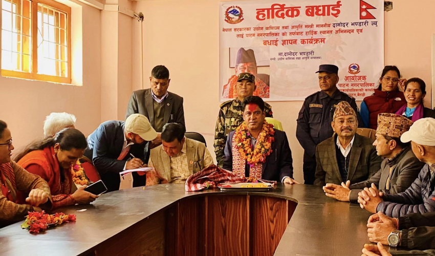 मन्त्री बनेपछि पहिलो पटक गृहजिल्ला बैतडी पुगे भण्डारी