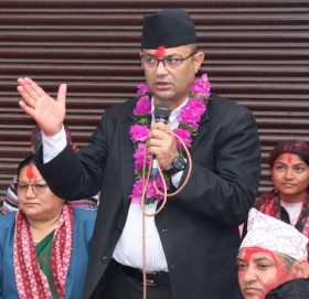 कानुनमन्त्री गिरीले भने– कानुनी साक्षरता गाउँ–गाउँमा पुर्‍याउनुपर्छ