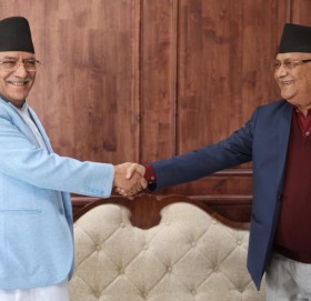 भत्कियो सत्ता गठबन्धन, एमाले सहितको मन्त्रिपरिषद् आजै बनाउने