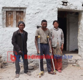 आर्थिक अभावमा उपचार गर्न नसक्दा दत्या बिचल्लीमा