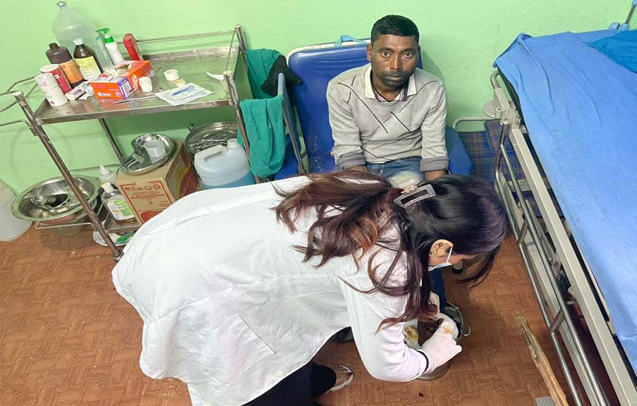 खुट्टाको समस्याबाट ग्रसित अलपत्र दत्याको उद्धार