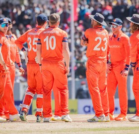 टी–२० आई त्रिदेशीय सिरिजको उपाधि नेदरल्याण्ड्सलाई