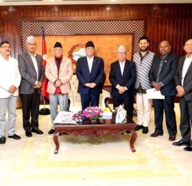 सत्ता गठबन्धनका शीर्ष नेताहरुलाई कार्यदलले बुझायाे न्यूनतम साझा कार्यक्रम