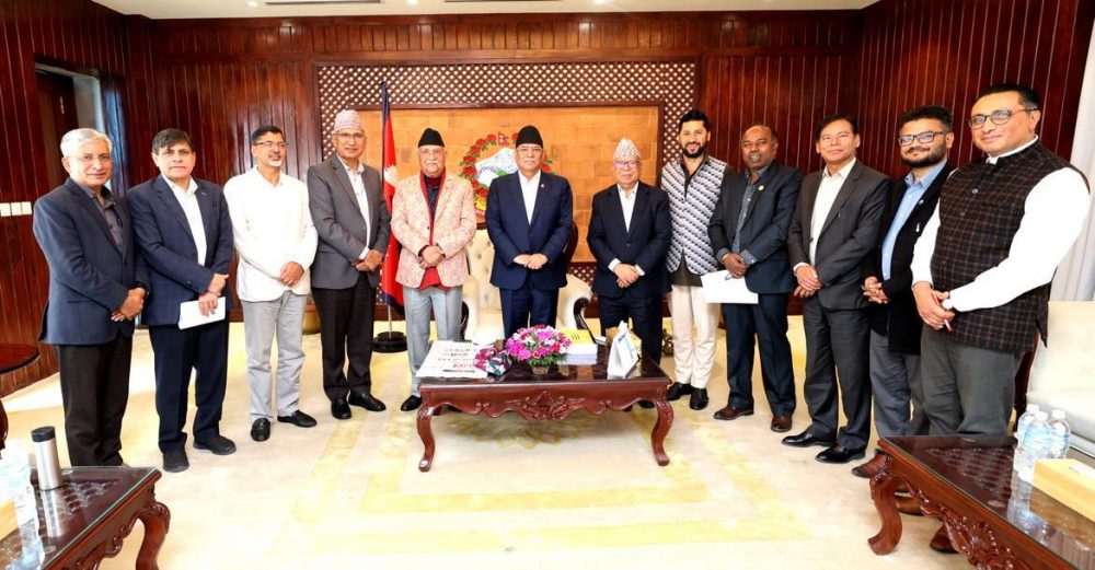 सत्ता गठबन्धनका शीर्ष नेताहरुलाई कार्यदलले बुझायाे न्यूनतम साझा कार्यक्रम