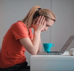 एक कम्पनीले ल्यायो बेखुसी बिदाको नियम, मूड नभए अफिस नगए हुन्छ