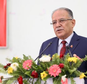 सरकारले शिक्षकलाई अपमानित गरिरहेको छ : प्रचण्ड