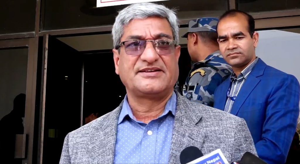 पार्टी बैठकमा गृहमन्त्रीले भने- नैतिकताका आधारमा पदमा बस्दिनँ