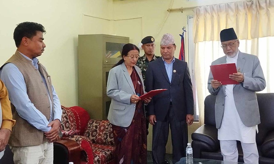 सुदूरपश्चिममा नाउपाकी टीका थापा बनिन् कृषिमन्त्री