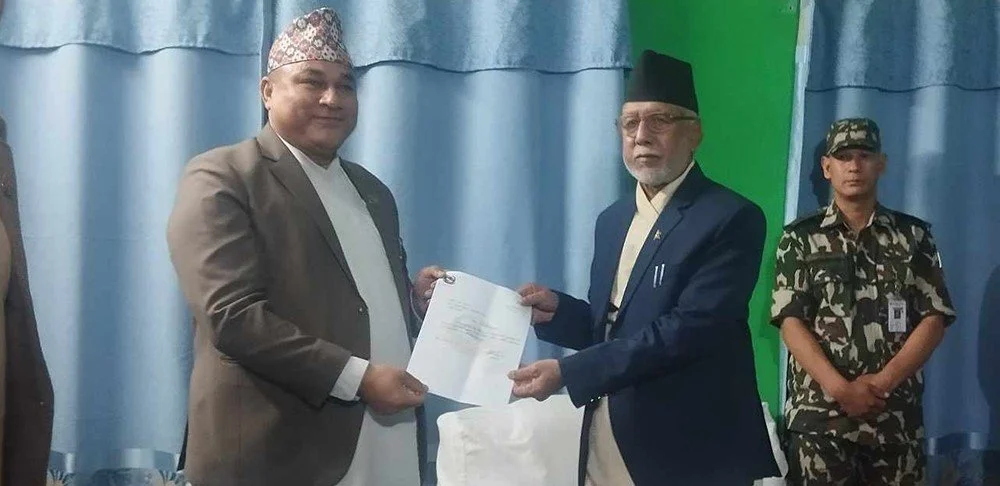 सुदूरपश्चिमका मुख्यमन्त्री कमलबहादुर शाहले दिए पदबाट राजीनामा