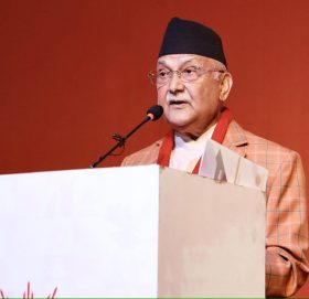ओलीको राजनीतिक प्रतिवेदन : वामपन्थी एकताका नाममा ध्रुवीकरण उचित हुँदैन