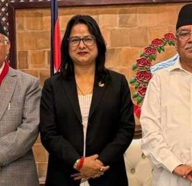 नाउपालाई सुदूरपश्चिममा मुख्यमन्त्री र भौतिकमन्त्री दिन शीर्ष नेताबीच ‘भद्र सहमति’