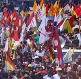 राप्रपाले काठमाडौं केन्द्रित प्रदर्शन गर्दै