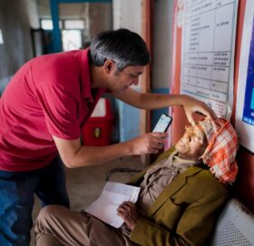 कोल्टी अस्पतालमा सञ्चालित निःशुल्क स्वास्थ्य शिविरबाट १७ सय बढी लाभान्वित