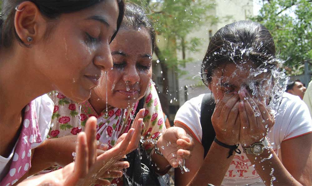 देशैभर तापक्रम बढ्दो, धनगढी र नेपालगञ्जमा ४१ डिग्री सेल्सियसभन्दा माथि