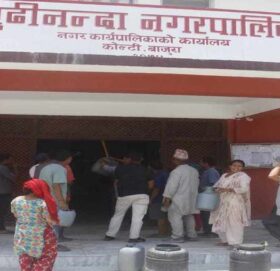 खानेपानीको माग गर्दै कोल्टीका स्थानिय आन्दोलित