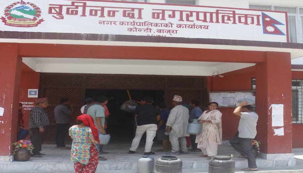 खानेपानीको माग गर्दै कोल्टीका स्थानिय आन्दोलित