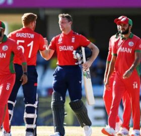 विश्वकप : ३.१ ओभरमै इंग्ल्याण्डको ऐतिहासिक जित