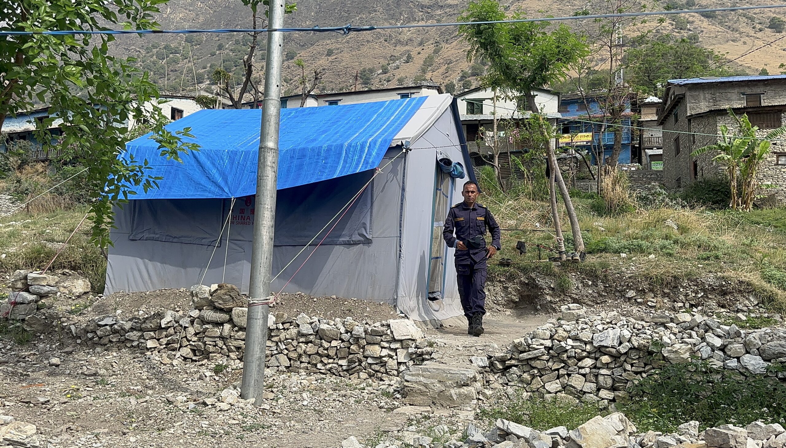 पालमा बस्दै इलाका प्रहरी कार्यलय बुढिनन्दा प्रहरी