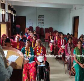 बडिमालिका नगरपालिकाका महिलालाई प्रम्परागत जालेपोते बनाउने तालिम