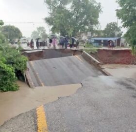 कैलाली र कञ्चनपुरका ६०० बढी परिवारलाई सुरक्षित स्थानमा सारियो