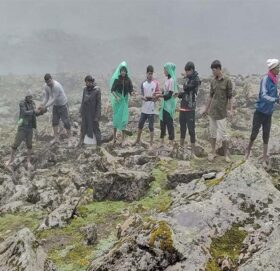 बाजुराको धार्मिक धरोहर बुढिनन्दा परिसरमा घेरबार तथा सरसफाई