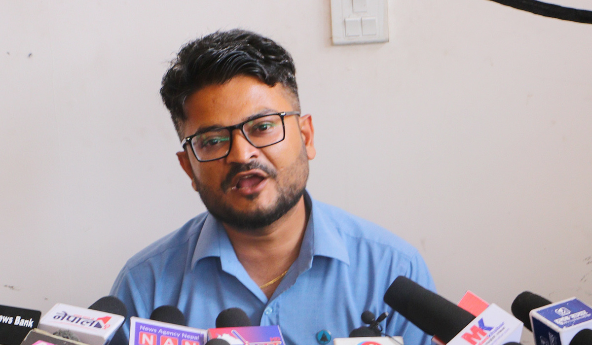 सहकारी ठगी र पासपोर्टबारे रविमाथि छानबिन होस् : मुकुल ढकाल