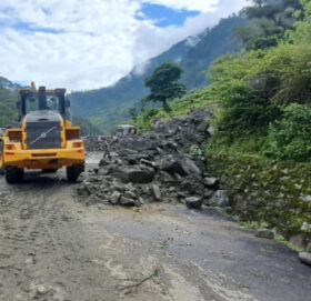 पहिरो पन्छाएसंगै साँफे मार्तडी राजमार्ग खुल्यो