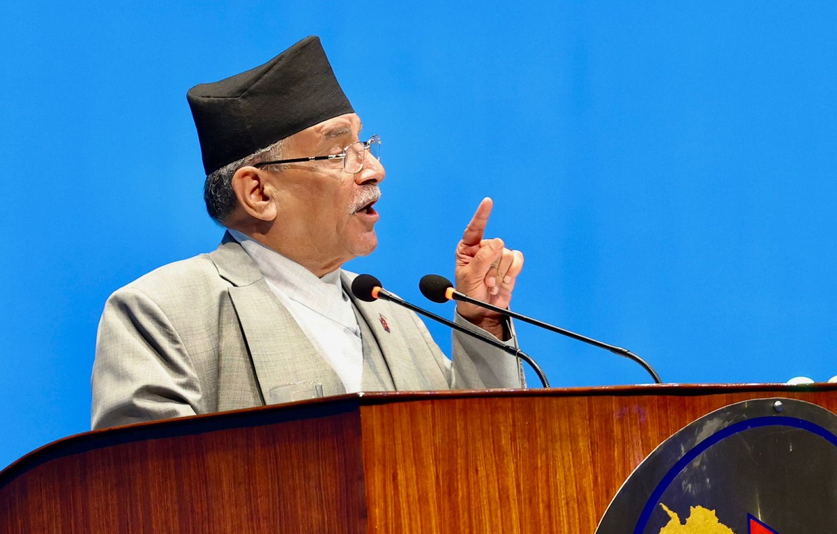 प्रधानमन्त्री प्रचण्ड पदमुक्त