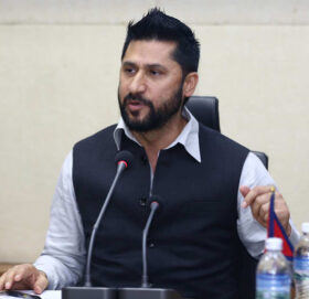 रास्वपा सभापतिमा फर्किए रवि लामिछाने