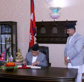 राष्ट्रपति पौडेलद्वारा तीन विधेयक प्रमाणीकरण
