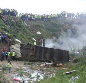 सौर्य एयरको जहाज दुर्घटनामा १८ जनाको मृत्यु, पाइलट घाइते