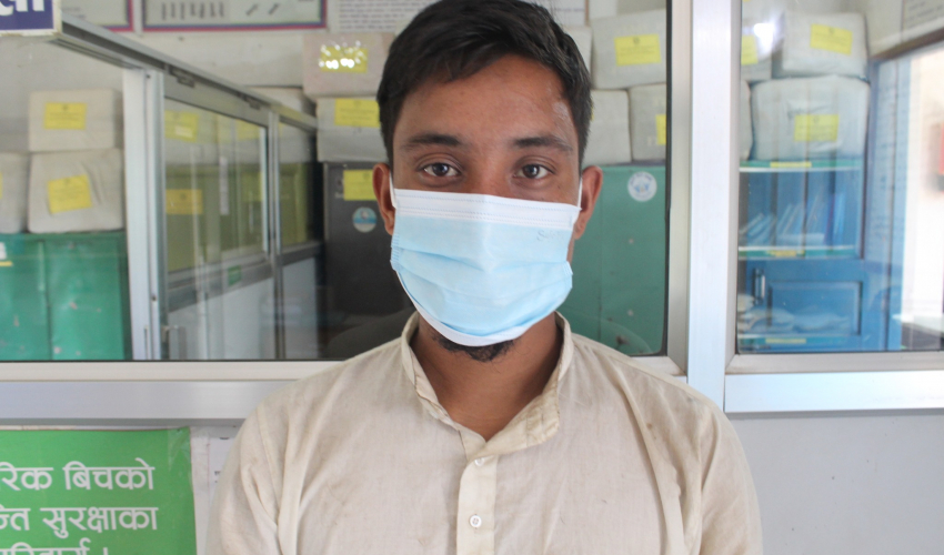 बाजुराका एक युवक खैराहिरोइनहित कैलालीबाट पक्राउ