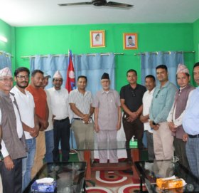 सुदूरपश्चिमको विकास र संवृद्धिको लागि प्रदेश प्रमुखसँग छलफल