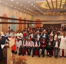 एकीकृत समाजवादीका केन्द्रीय सदस्यहरुले लिए शपथ