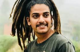 ‘लाज शरणम्’बाट फिल्ममा डेब्यु गर्दै कक्रोच