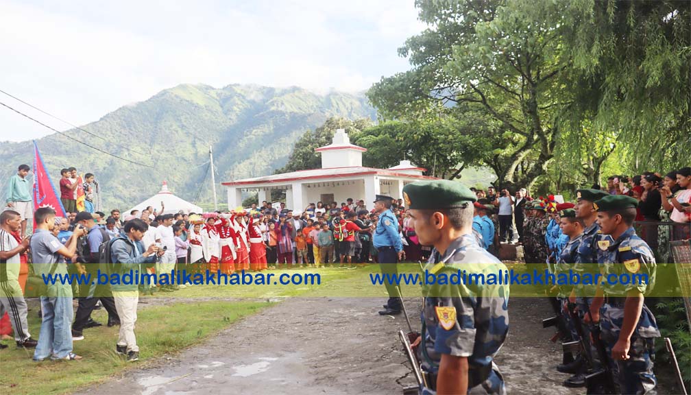 बाजुराबाट पूजा सामग्री सहित सरकारी टोली बडिमालिका प्रस्थान