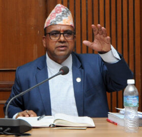 पर्यटनमन्त्री पाण्डेको सय दिन : राम्रो काममा हल्ला बढी, निर्णयमा ‘डबल स्ट्यान्डर्ड’