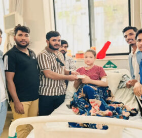 बाजुराकी रमिलाको उपचारका लागि भारतबाट आर्थिक सहयोग