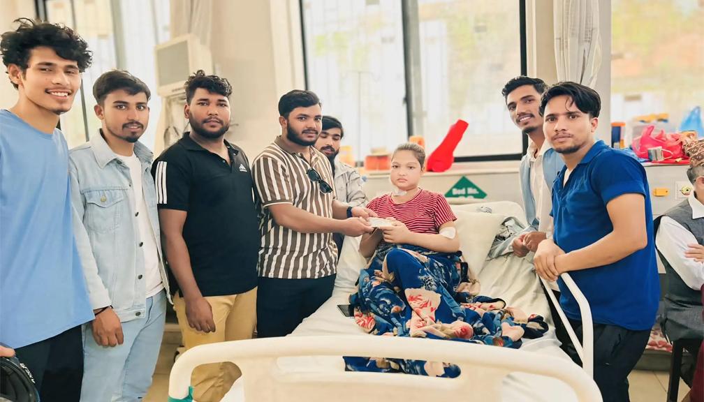 बाजुराकी रमिलाको उपचारका लागि भारतबाट आर्थिक सहयोग