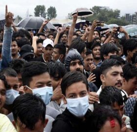 गौरा पर्वमा नेताविरुद्ध नाराबाजी