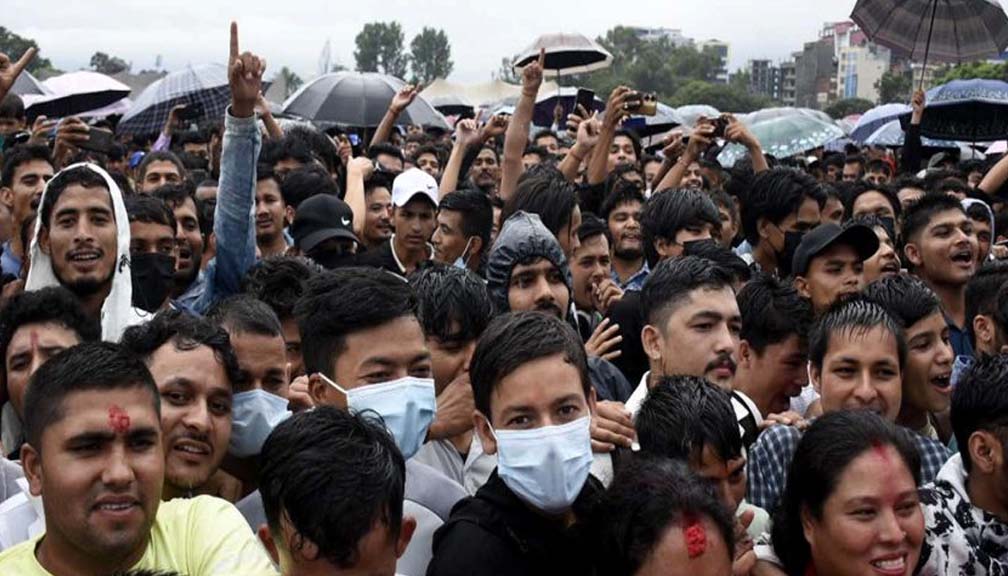 गौरा पर्वमा नेताविरुद्ध नाराबाजी