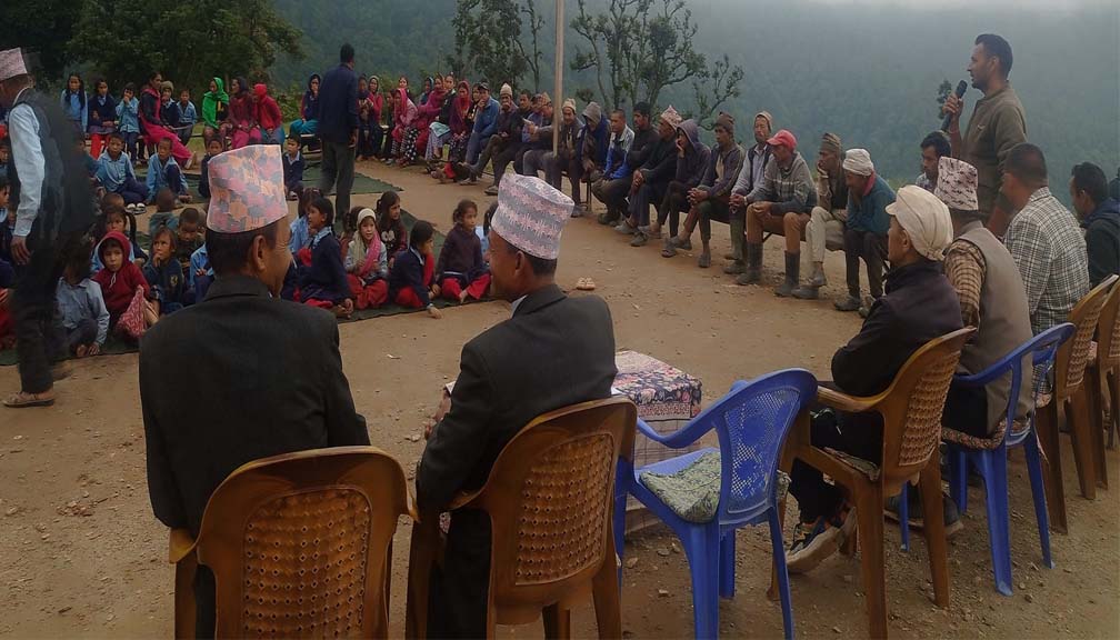 बडिमालिका ७ को सरस्वती आधारभुत बिध्यायलयमा त्रिपक्षिय शैक्षिक बहस