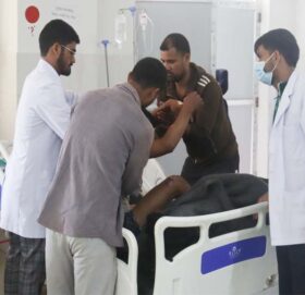 बाजुरामा करेन्ट लागेर दुई जना  घाइते