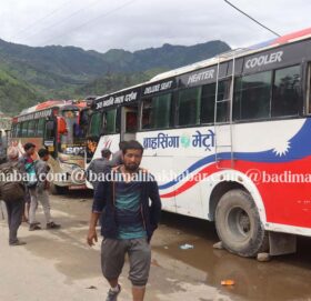हिउँद सुरु भएसँगै खाली हुनथाले बाजुराका गाउँबस्ती