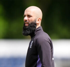 विश्वकप विजेता मोइन अलीले लिए अन्तर्राष्ट्रिय क्रिकेटबाट सन्न्यास