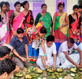 थारू समुदायले आज ‘अट्वारी पर्व’ मनाउँदै