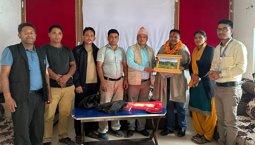 बाजुराबासीद्धारा प्रजिअ पौडेलकाे भब्यताका साथ  बिदाइ