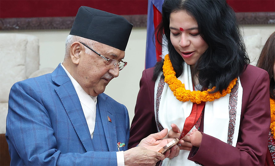 सरकारले पलेशालाई पुरस्कारसहित सम्मान गर्ने