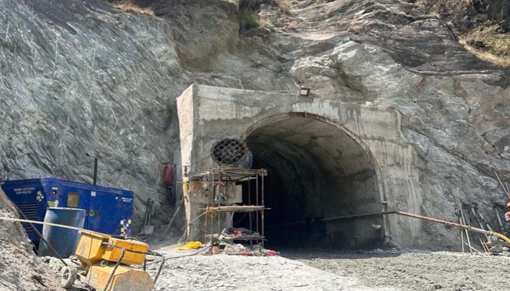 चैनपुर सेती आयोजनाको काम दुई महिनादेखि ठप्प